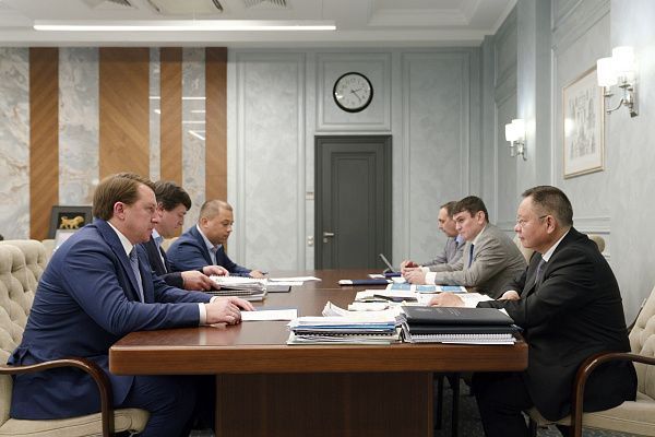 Мэр Сочи отчитался главе Минстроя России о реализации комплексных программ развития