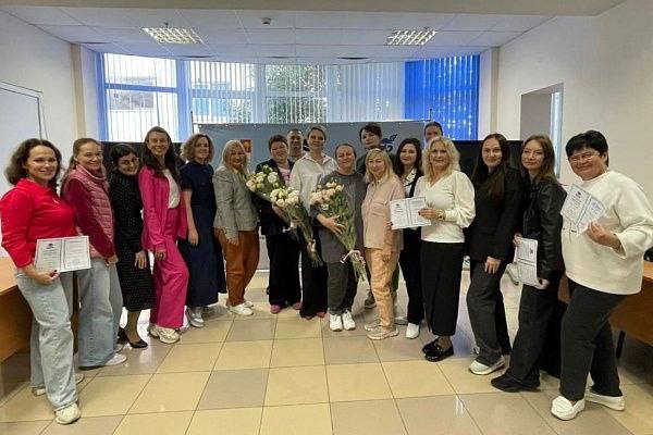 500 предпринимателей Сочи прошли бесплатное обучение за три года: новая группа из 200 человек завершила курс